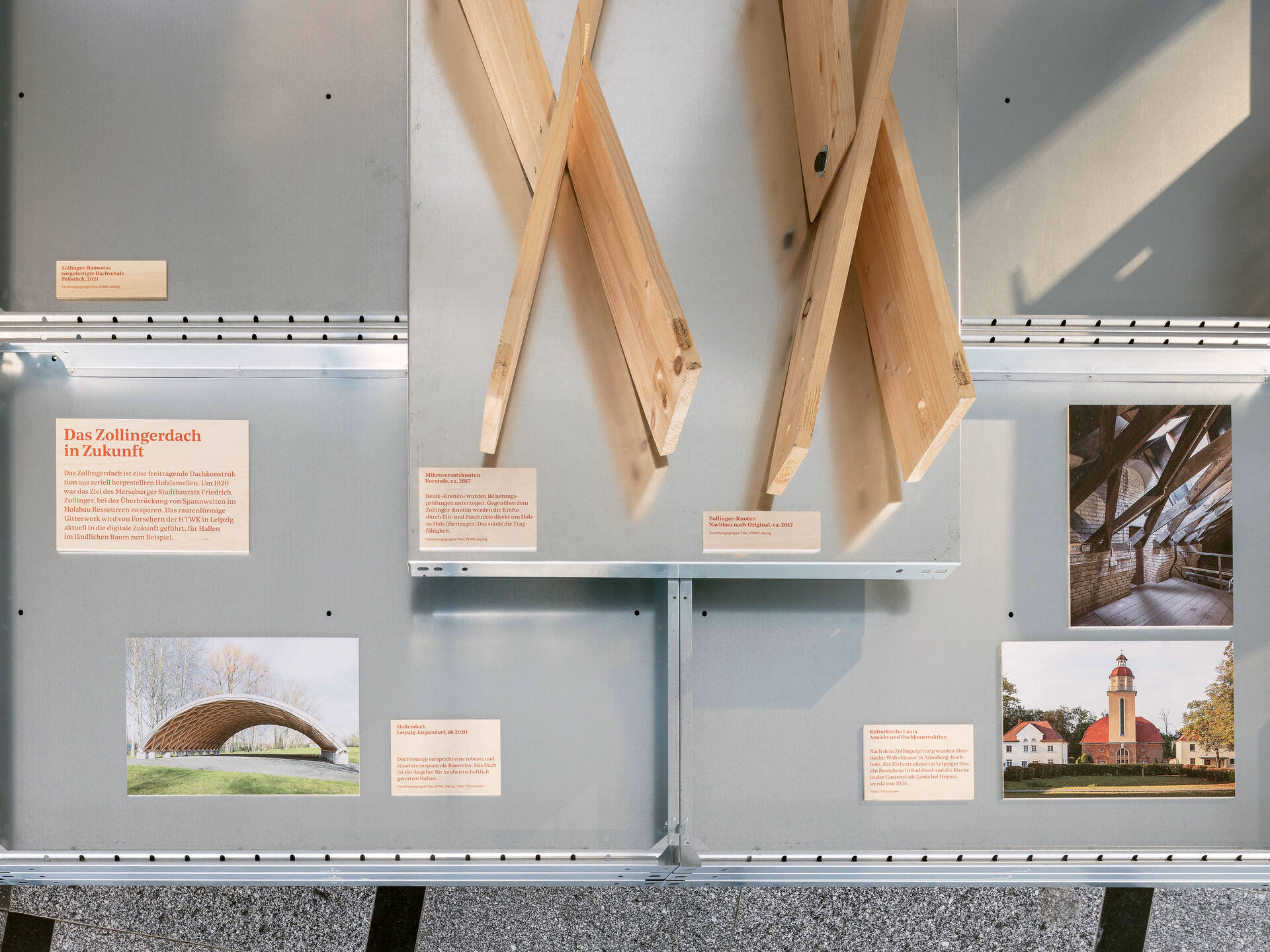 Ausstellungsgrafik &raquo;Marktreif! Regionale Baustoffe f&uuml;r eine nachhaltige Bauweise&laquo; f&uuml;r das ZfBK &ndash; Zentrum f&uuml;r Baukultur Sachsen, Dresden
