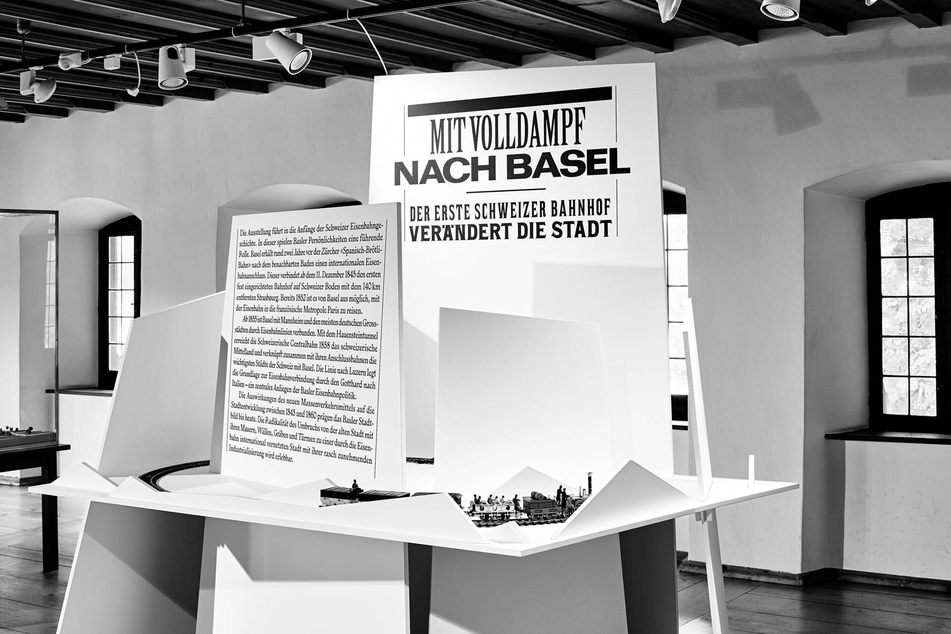 Ausstellungsgrafik &raquo;Mit Volldampf nach Basel&laquo; f&uuml;r das Museum Kleines Klingental, Basel