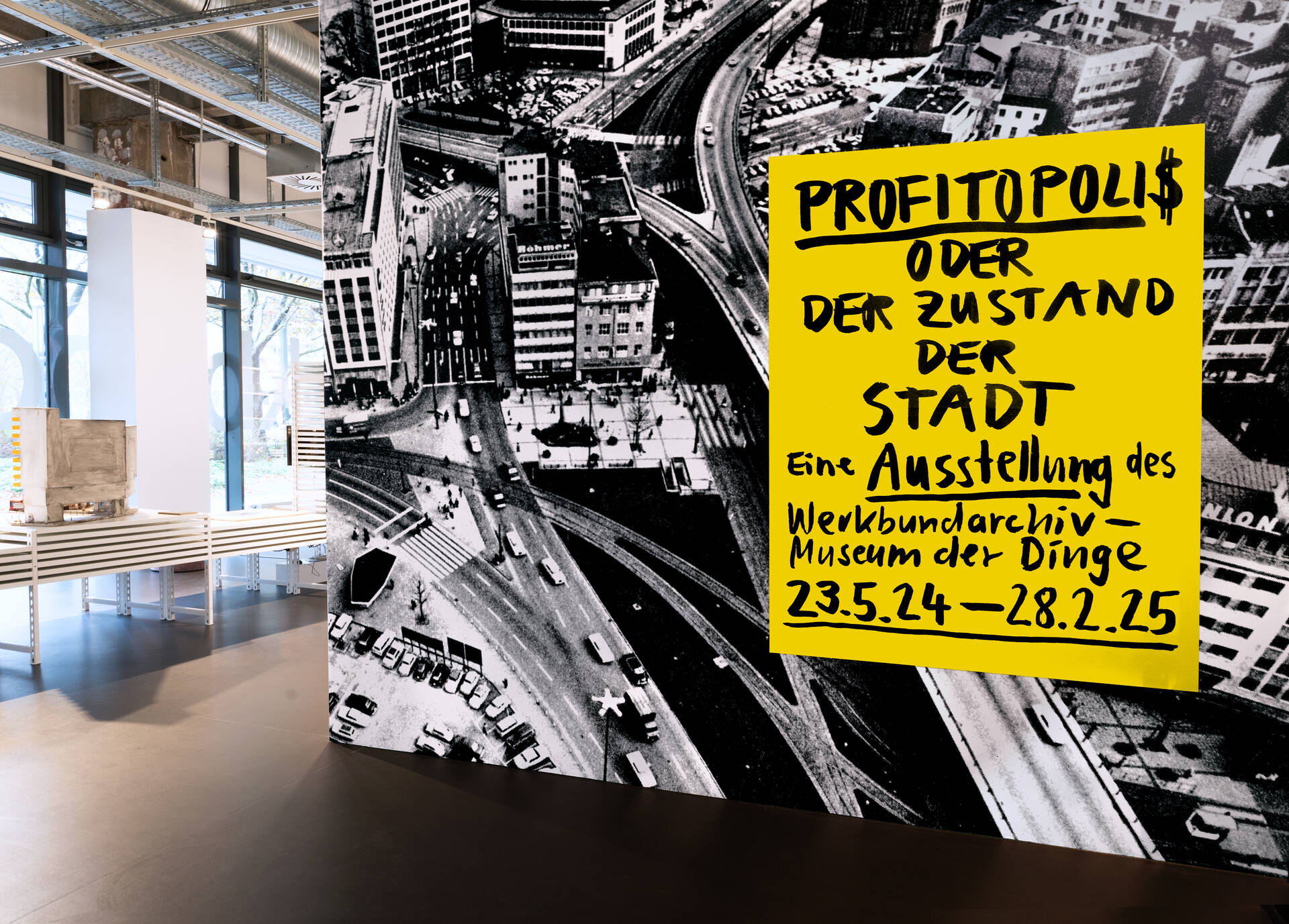 Ausstellungsgrafik &raquo;Profitopolis oder der Zustand der Stadt&laquo; f&uuml;r das Werkbundarchiv &ndash; Museum der Dinge, Berlin